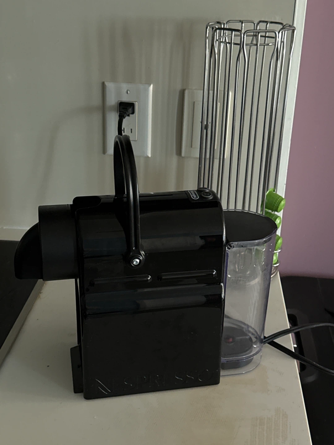 Nespresso Coffee Machine w capsule shelf - photo 5