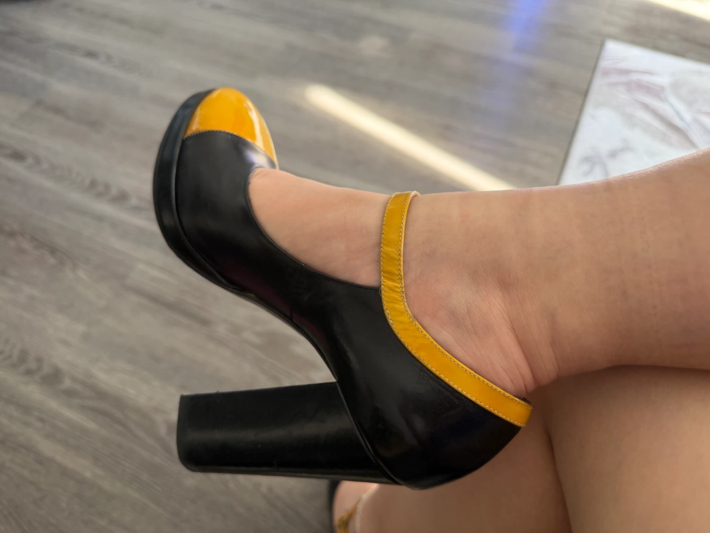 Marc by Marc Jacobs Black & Yellow Mary Jane Heels - photo 5