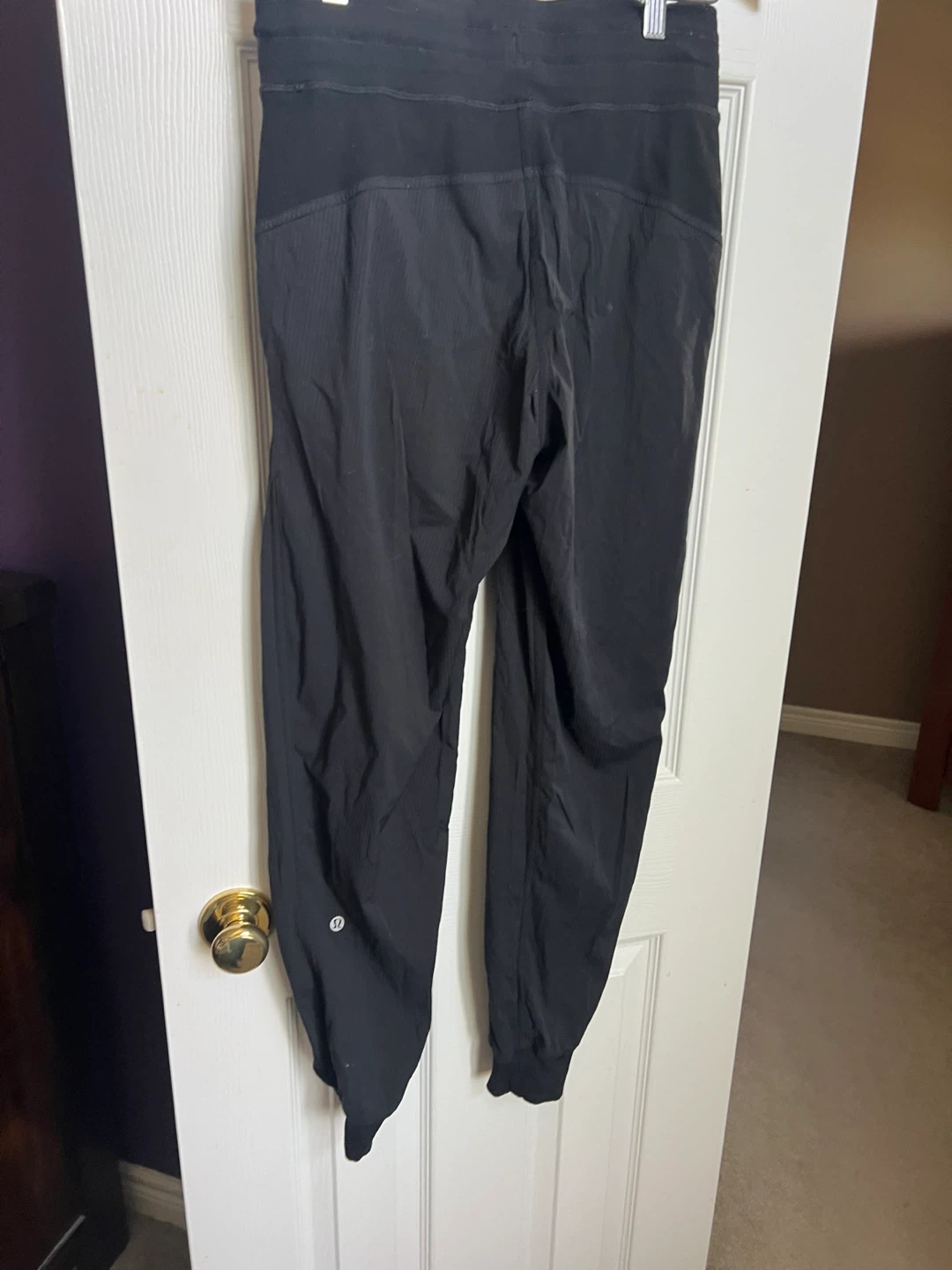 Size 4 black lulu dance studio pants - photo 3