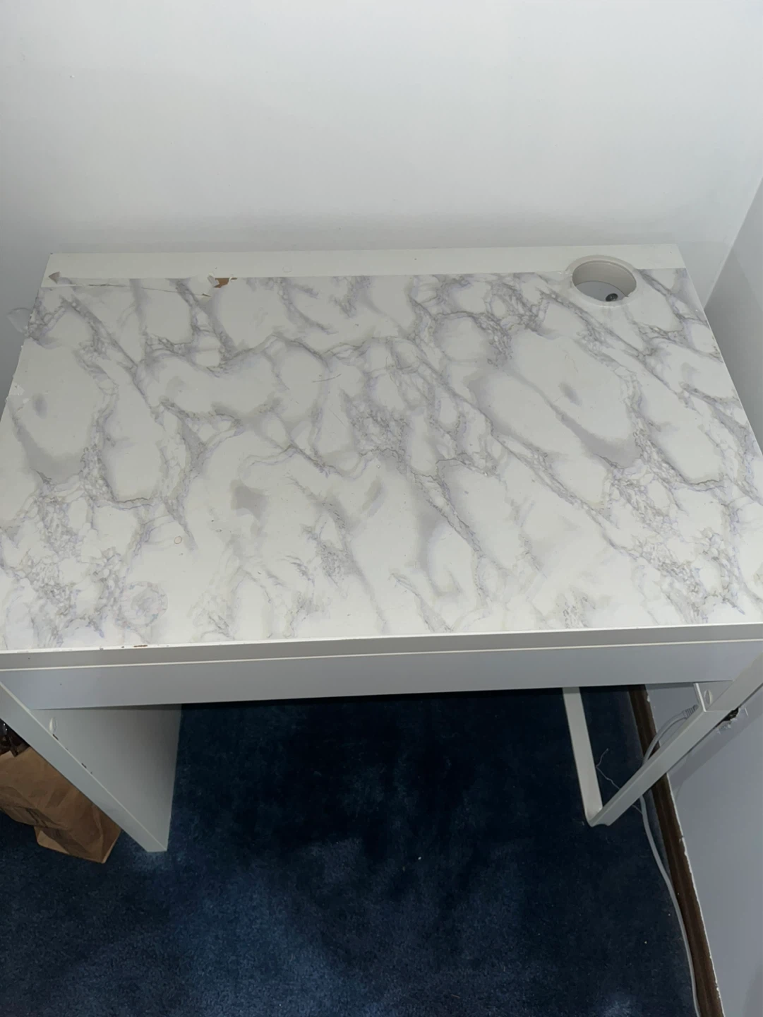 IKEA MICKE desk in white - photo 2