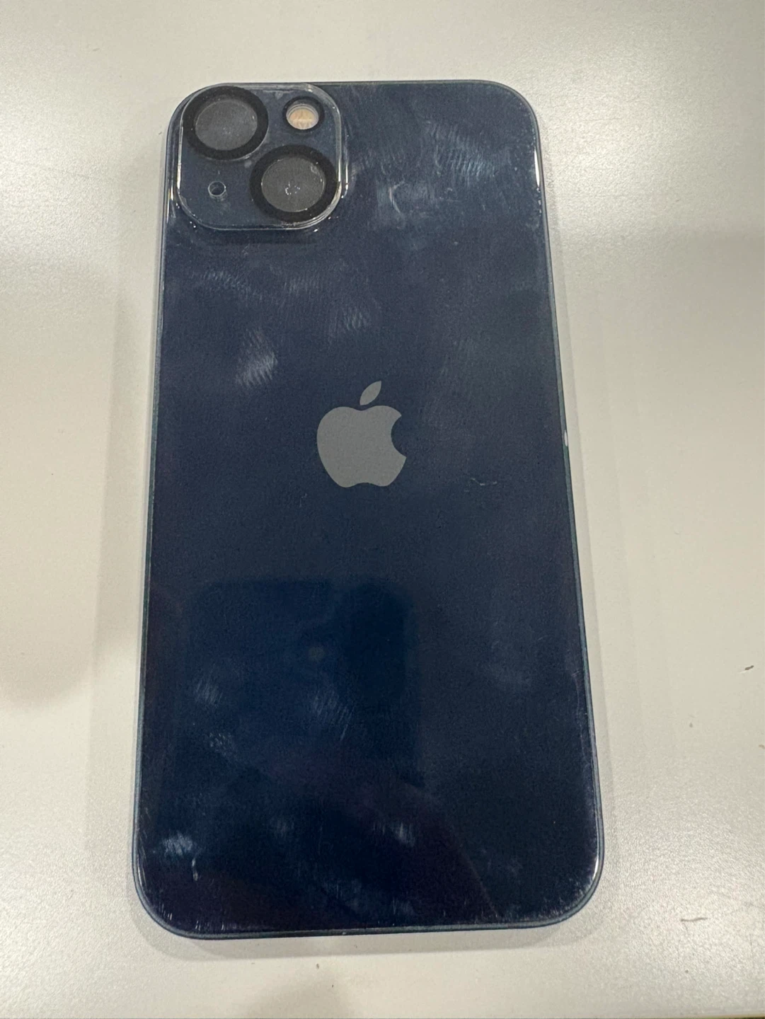 iPhone 13 128GB - Midnight - photo 2