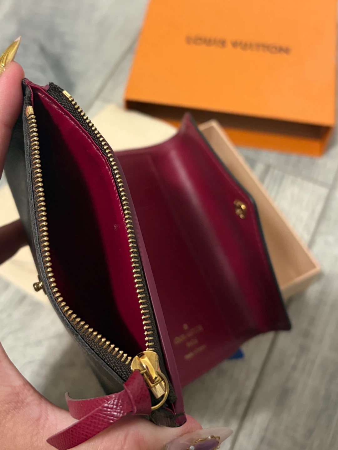 Louis Vuitton Victorine Wallet - photo 3
