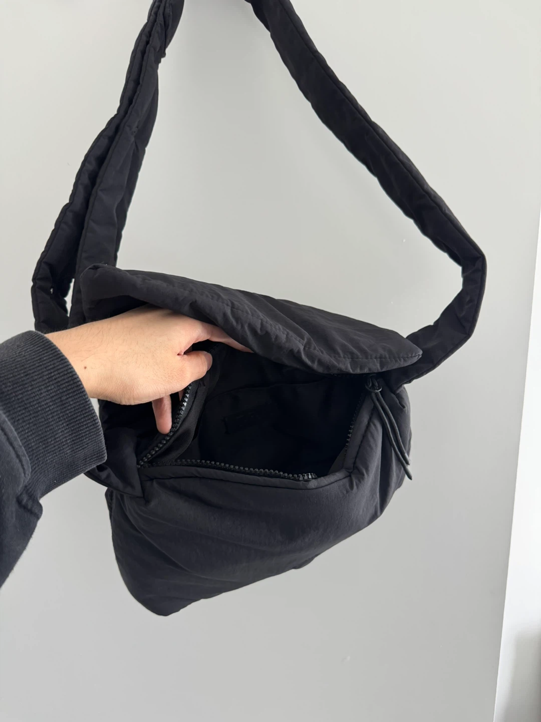 Zara Black Padded Shoulder Bag - photo 2