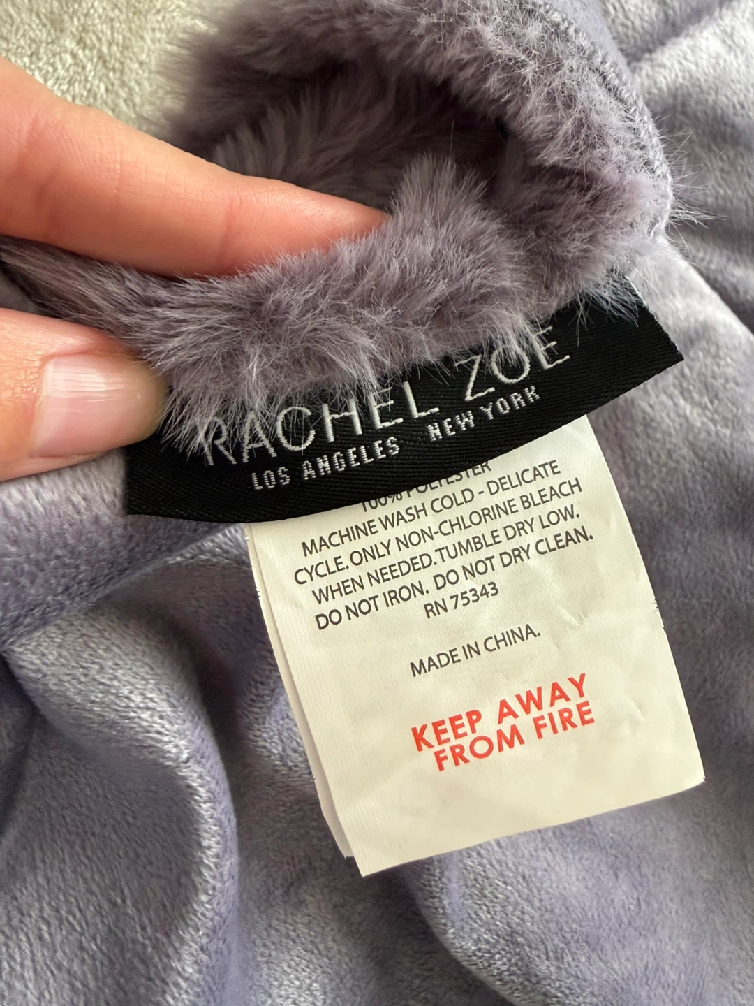 Plush Throw Blanket - Lilac - photo 2