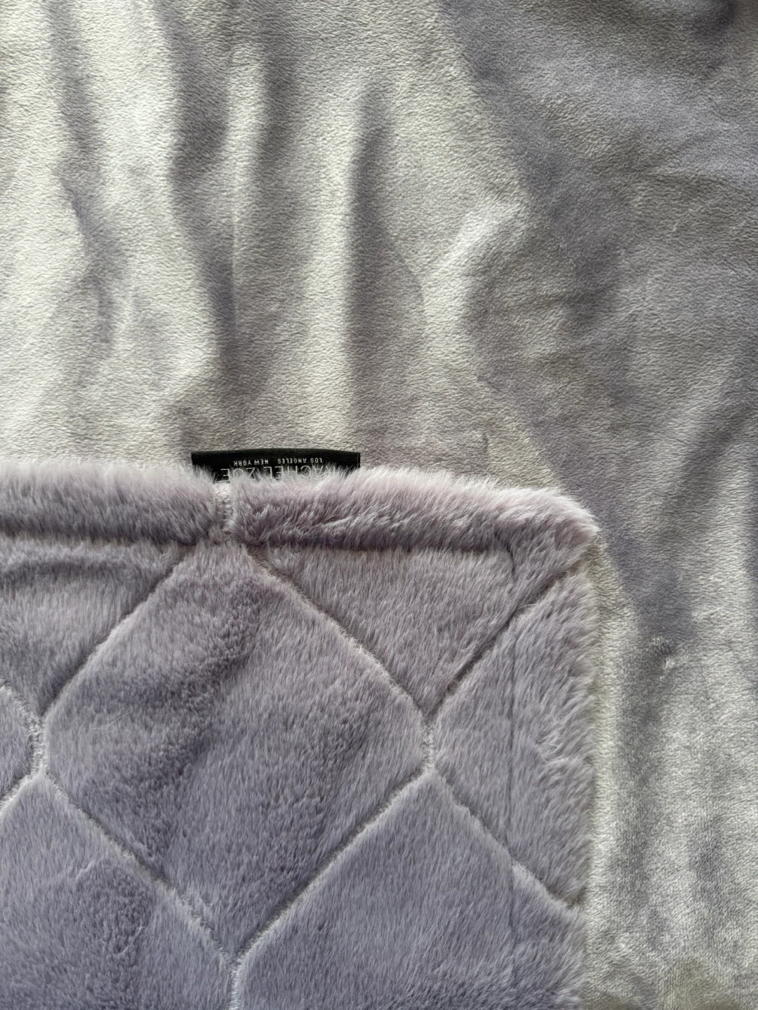 Plush Throw Blanket - Lilac - photo 3