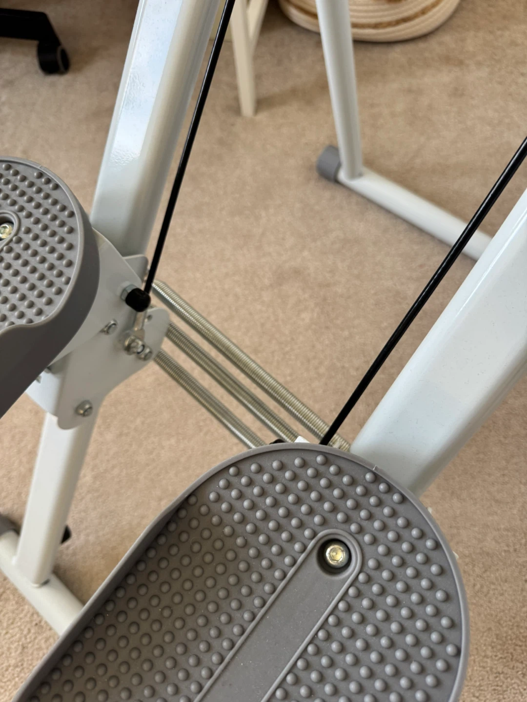 White Stair Stepper Machine w/ Digital Monitor Screen - photo 3