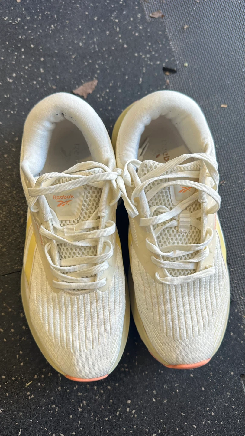 Reebok men's White Running Shoes Size US 9 - photo 5