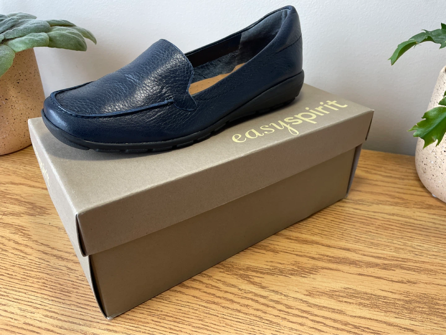 NEW Easy Spirit Leather Loafers – Multiple Sizes & Colors - photo 2