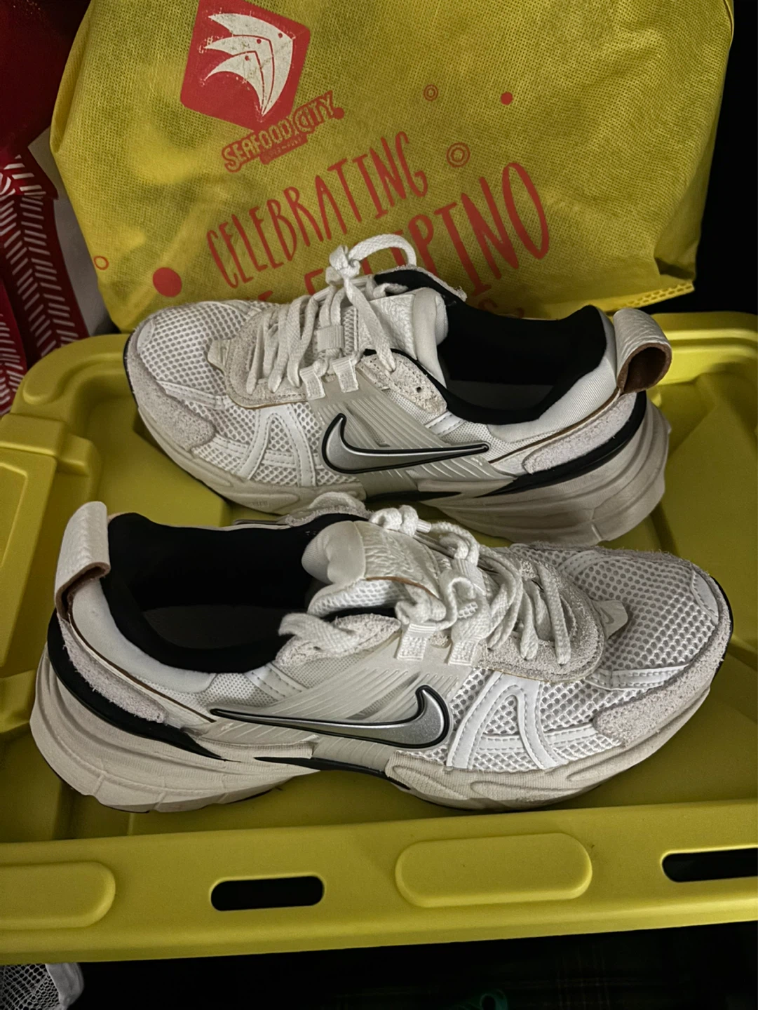 Nike V2K Run - Women size 7