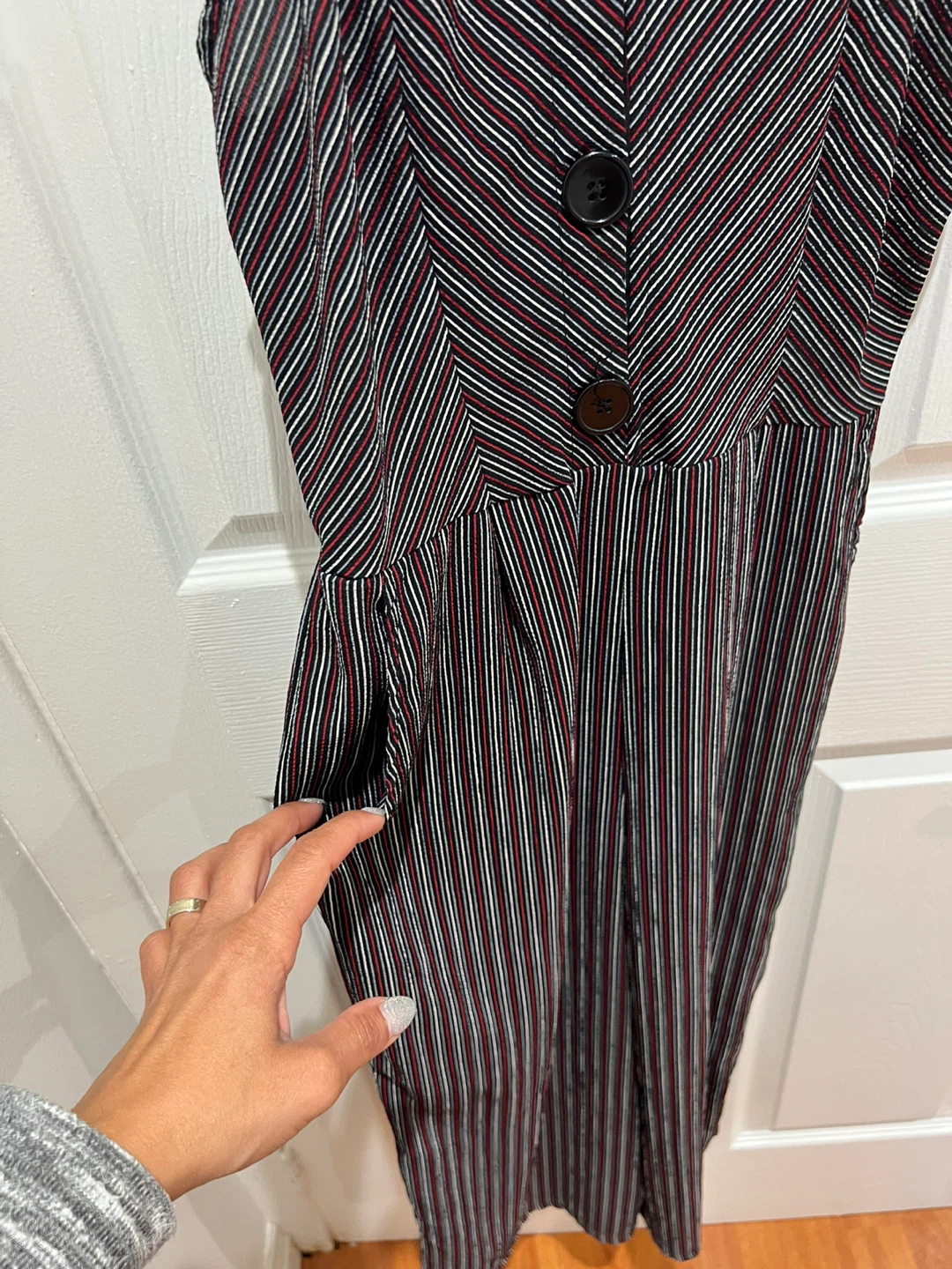 Women’s striped jumpsuit - photo 3