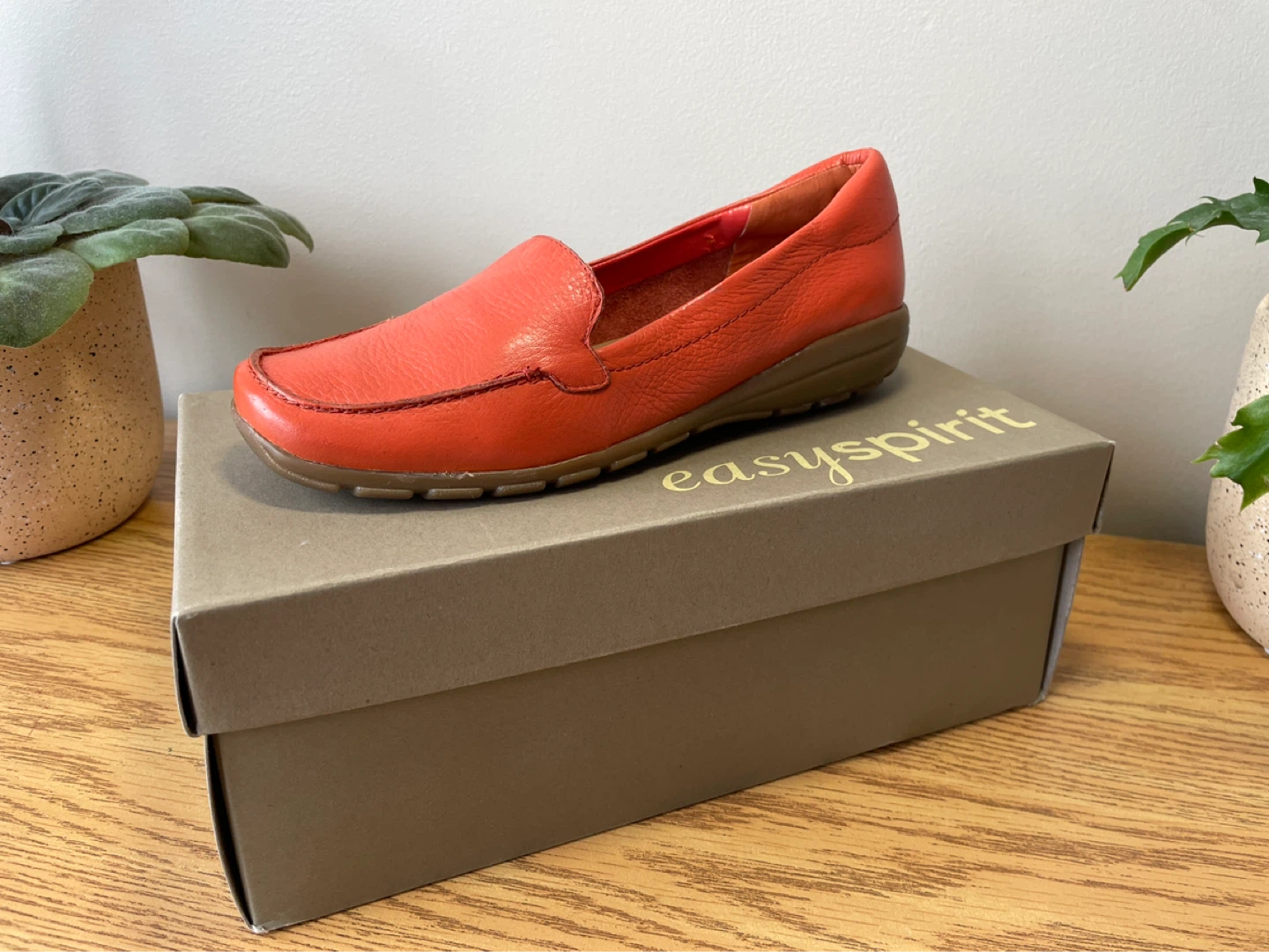 NEW Easy Spirit Leather Loafers – Multiple Sizes & Colors - photo 2