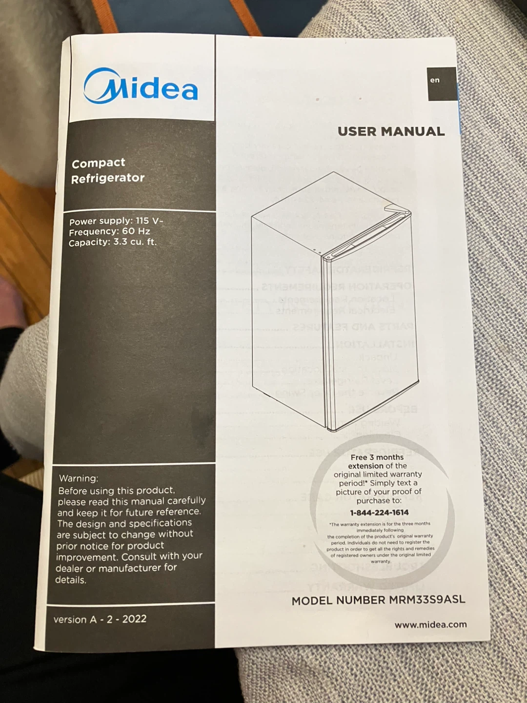 Midea Compact Refrigerator - photo 4