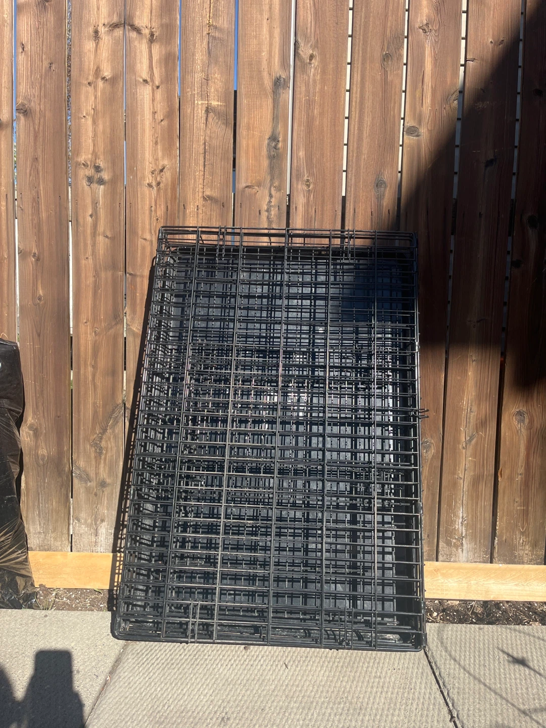 Black Metal Dog Crate