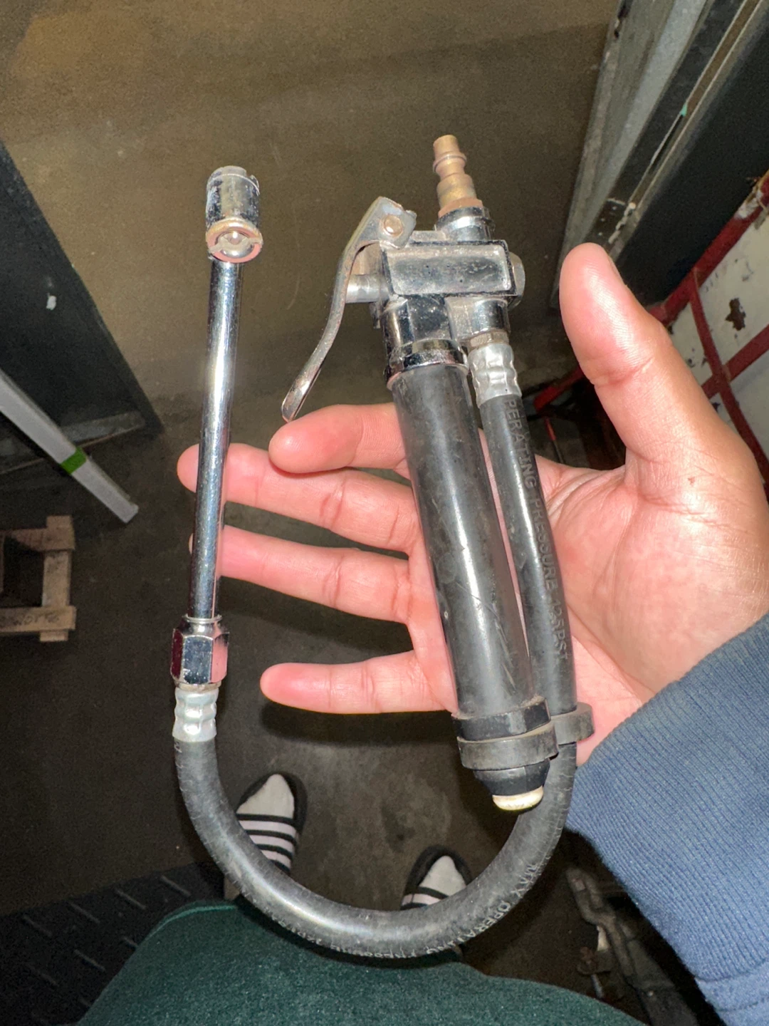 Tire Inflator Gauge with Hose
