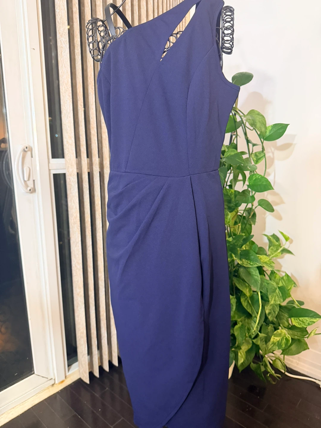 Chic Navy One-Shoulder Dress