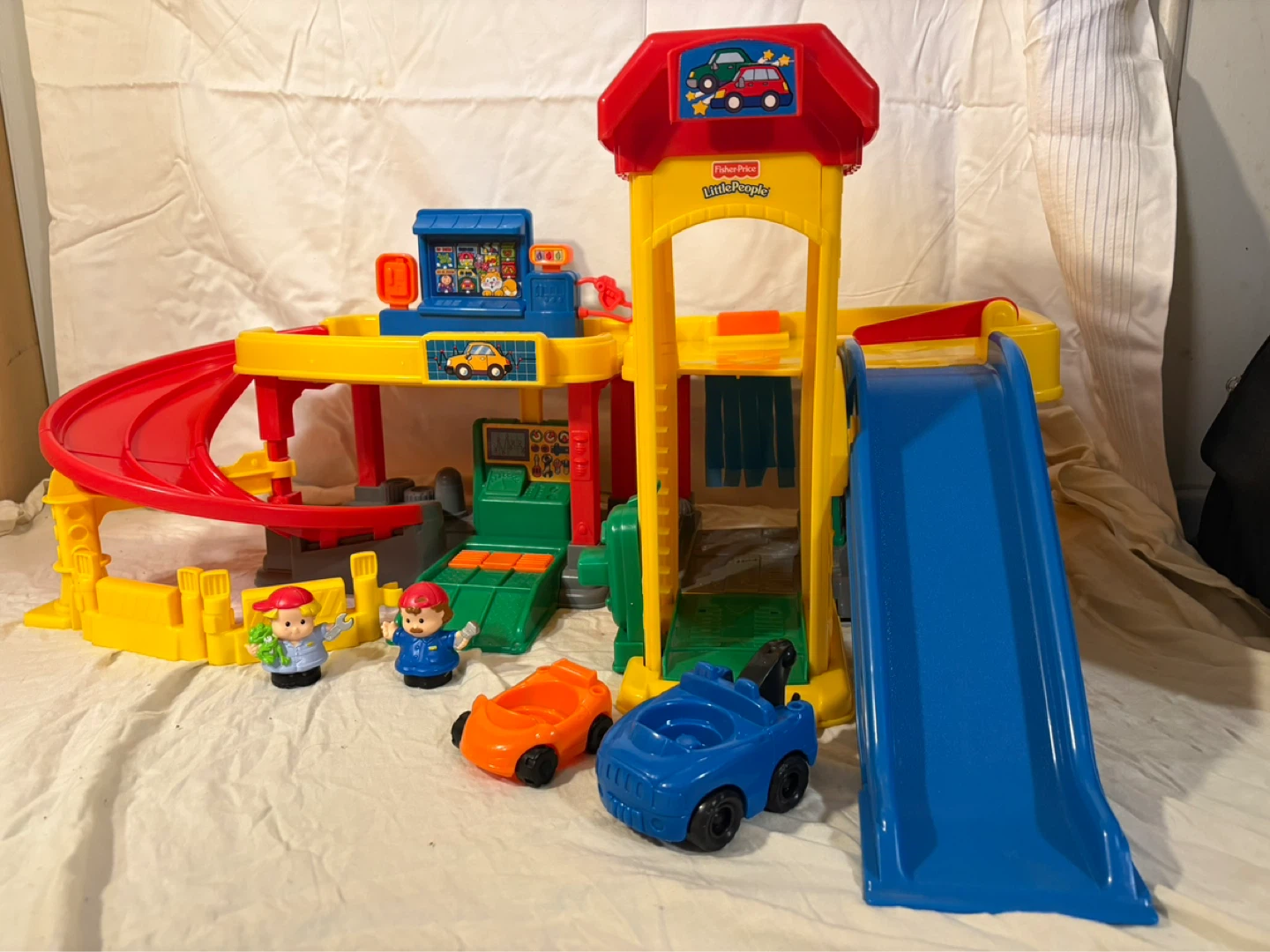 Little People Ramps Around Garage 2003 (COMPLETE SET)