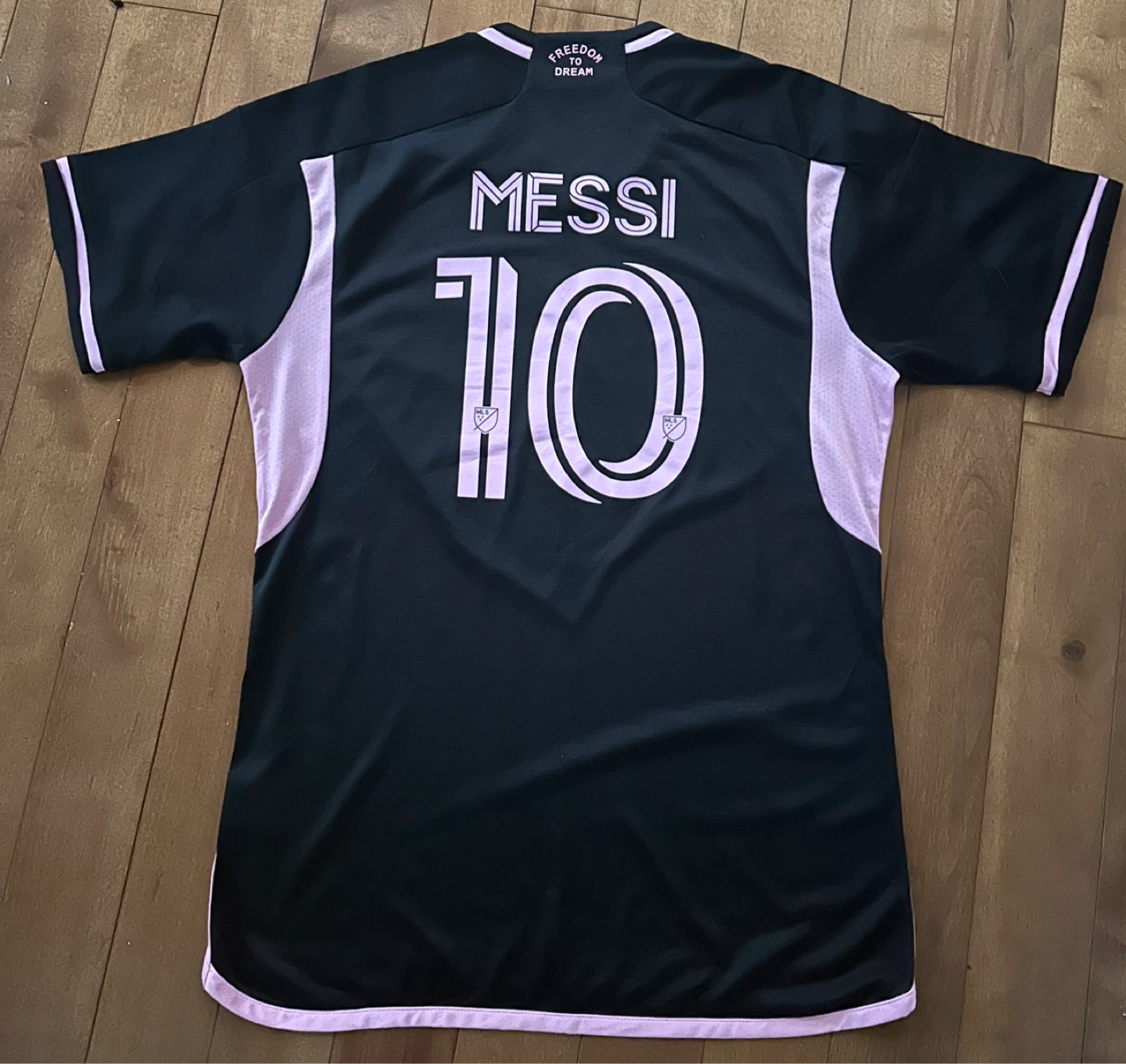 Inter Miami Jersey - photo 2
