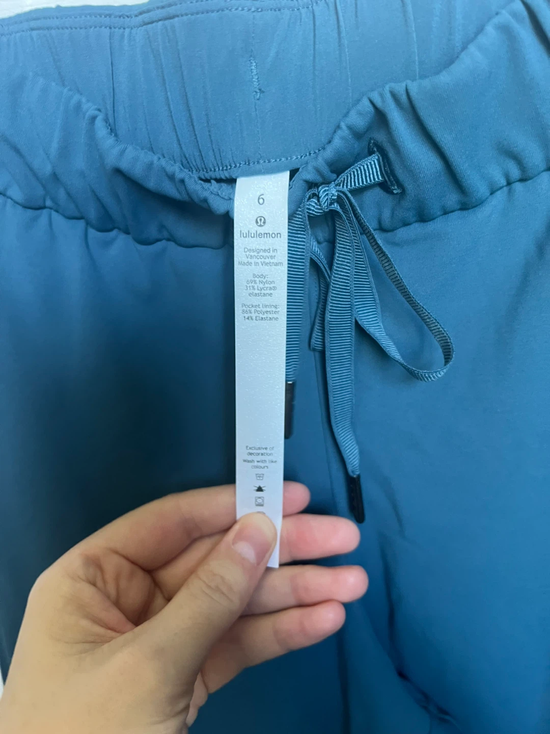 Lululemon Size 6 Blue jogger Pants - photo 4