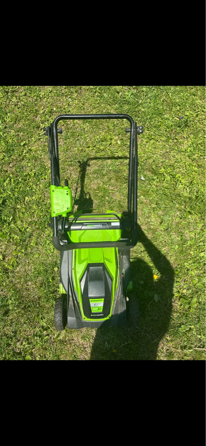 Combo greenworks, lawnmower, trimmer,, blower