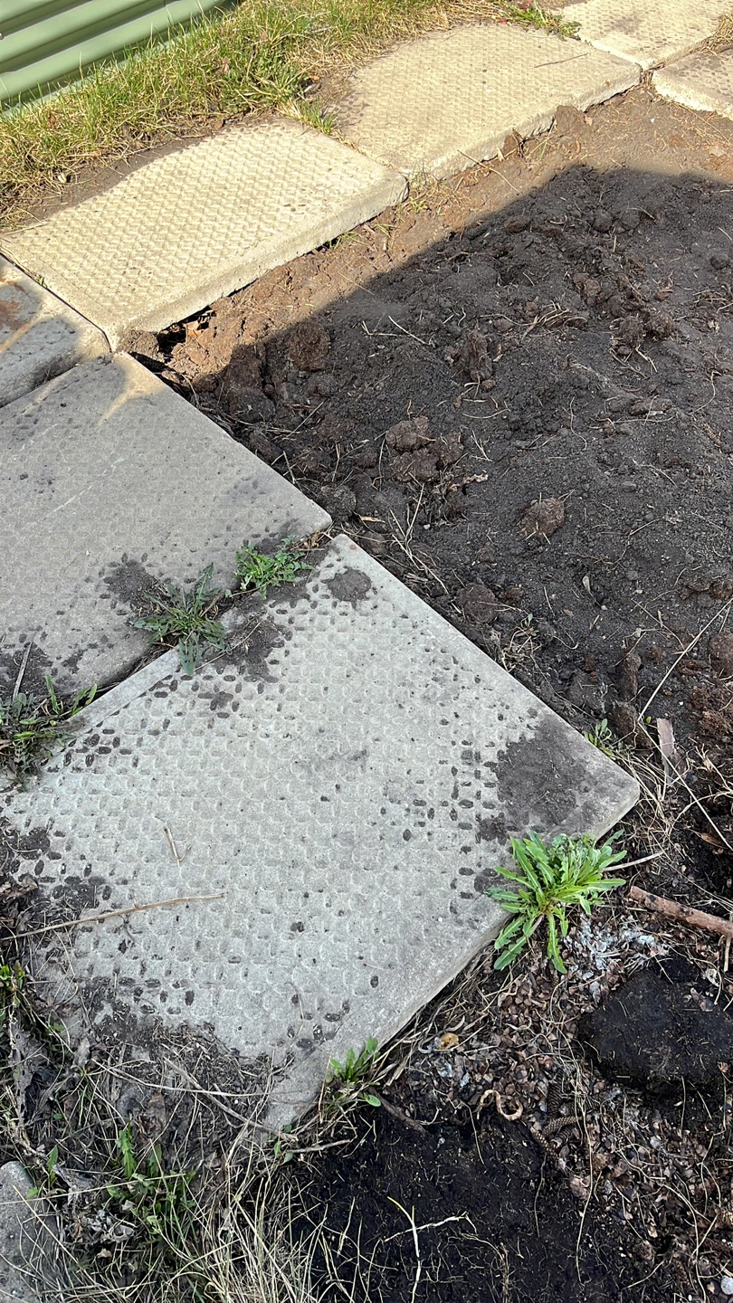 Free Concrete Paving Stones- 6 available - photo 2