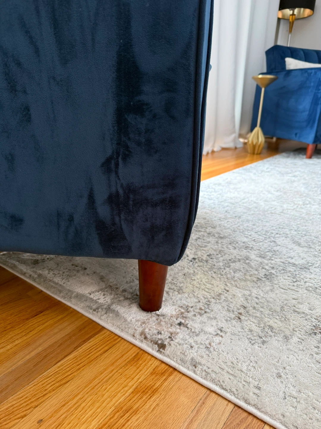 Pair of Blue Velvet Armchairs - photo 4