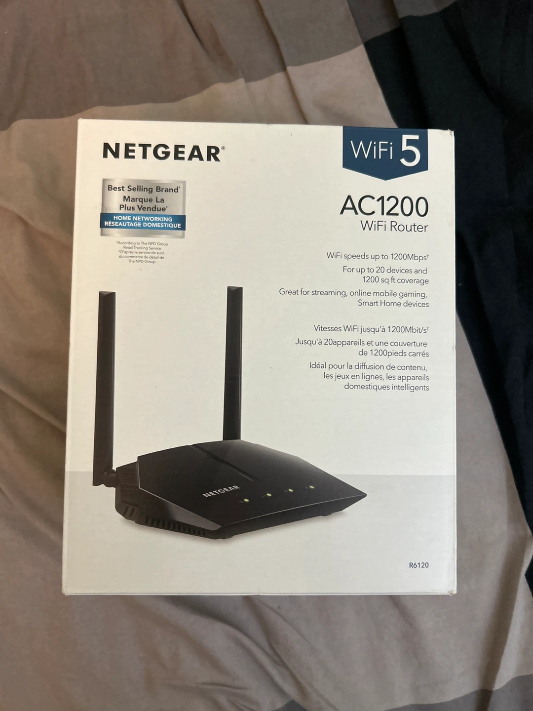 NETGEAR AC1200 WiFi Router R6120