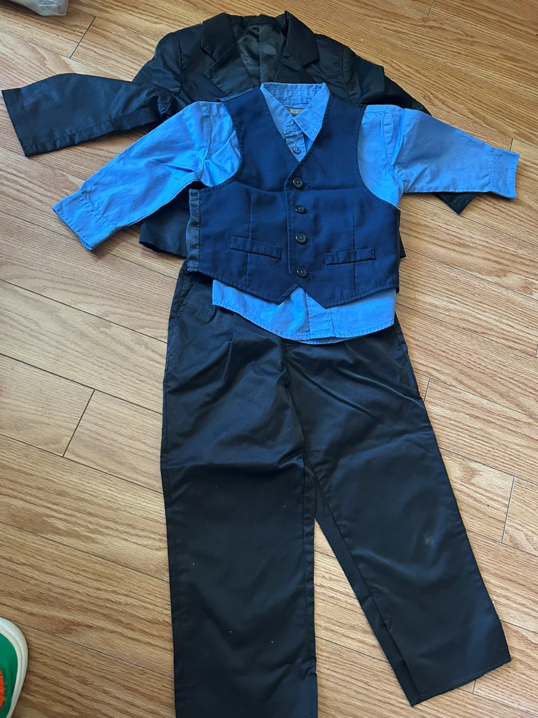 4pcs Size 2 Toddler Boys Suit Set