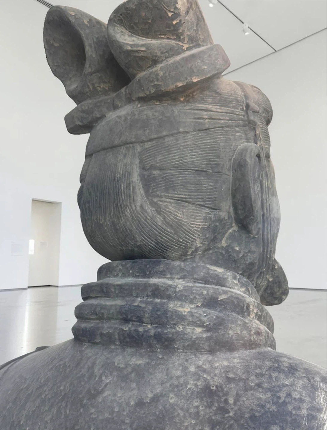 6’2 TALL - Terracotta Warrior Statue - OVER 25 years old - photo 4