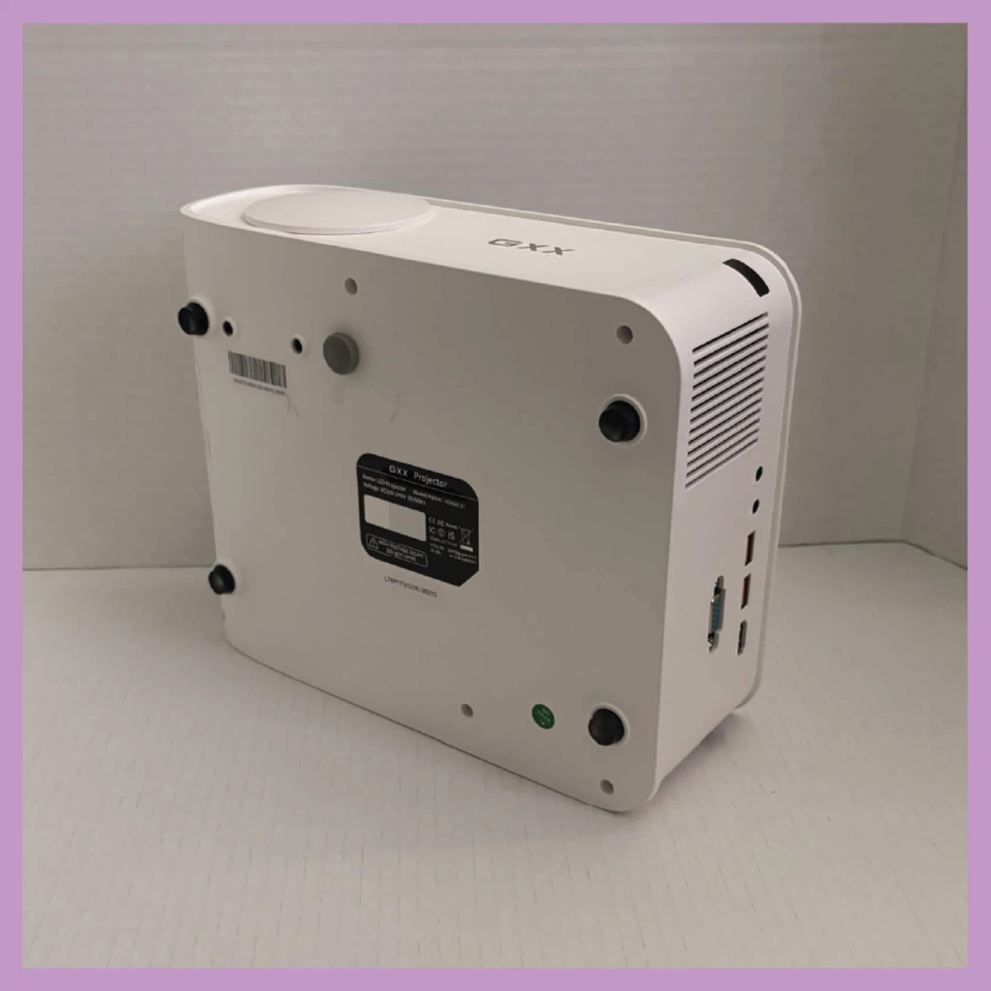 1080p Projector | White | READ DESCRIPTION - photo 3