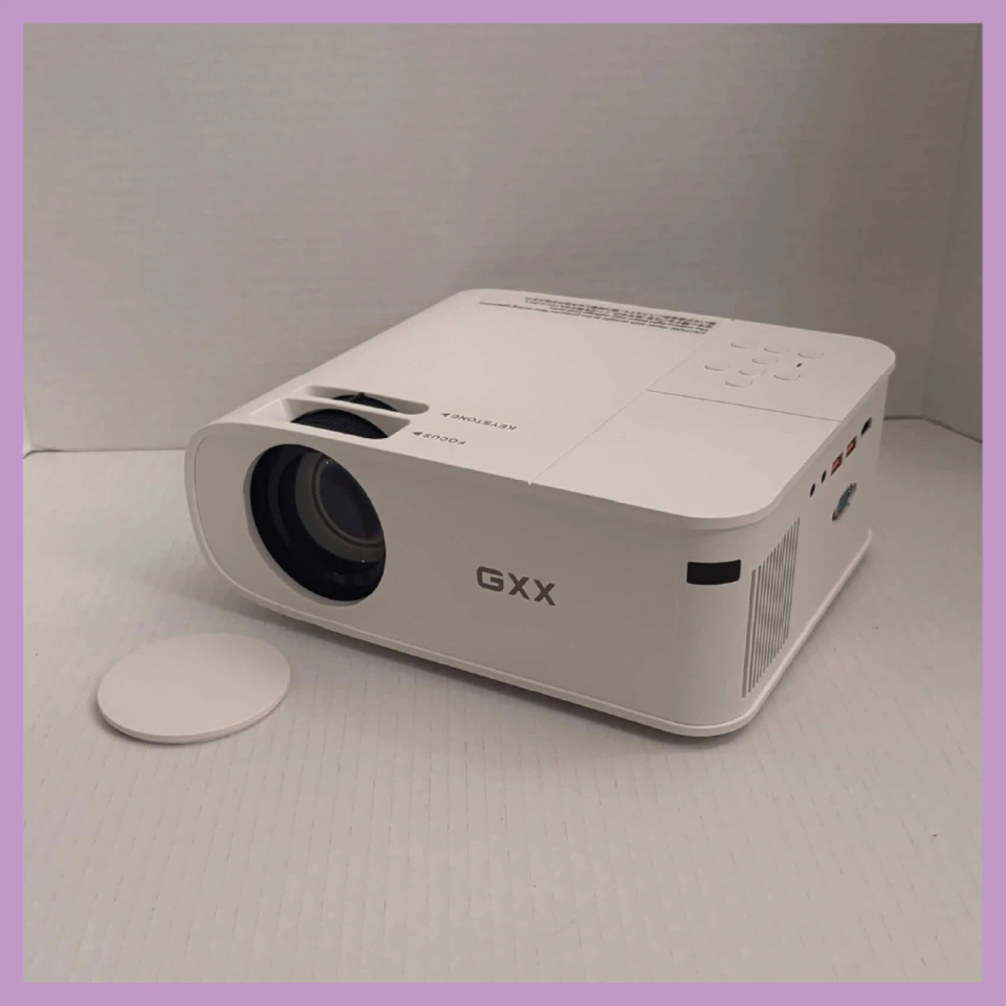 1080p Projector | White | READ DESCRIPTION