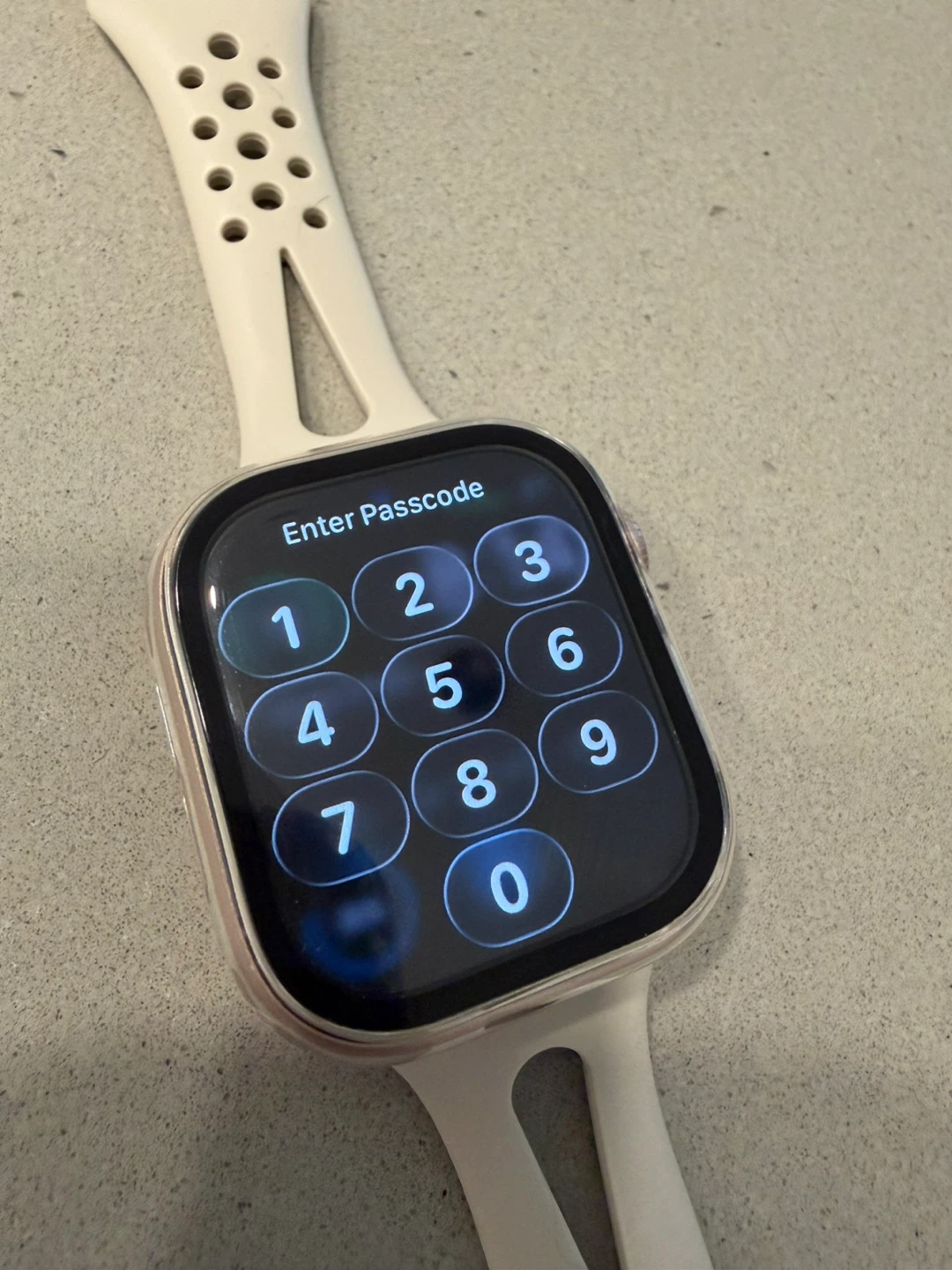 Apple Watch Series 11 (42mm, Rose Gold) - photo 4