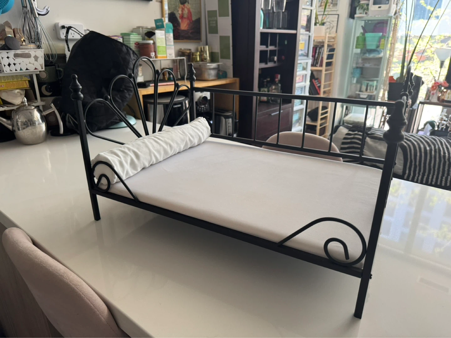 Stylish Metal Frame Pet Bed