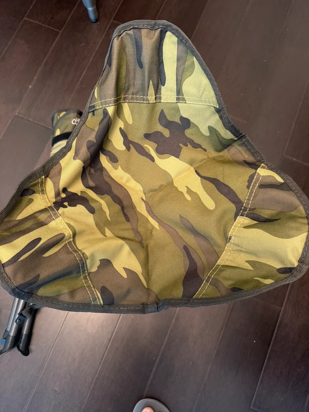 Camouflage Folding Tripod Stool - photo 2