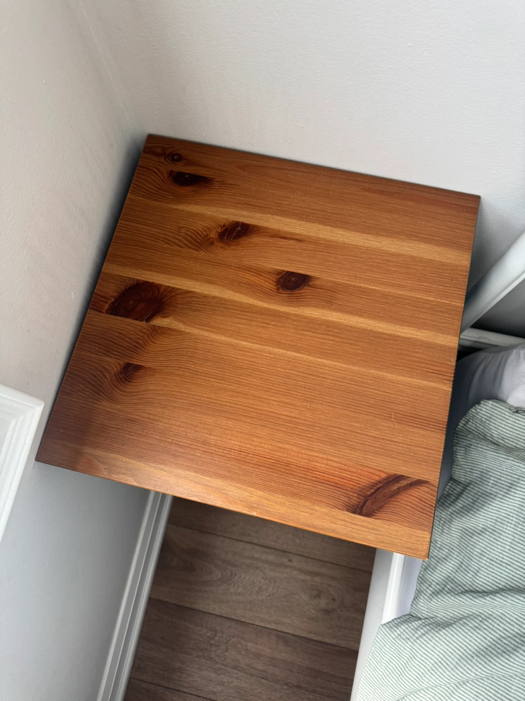 Nightstand - photo 2