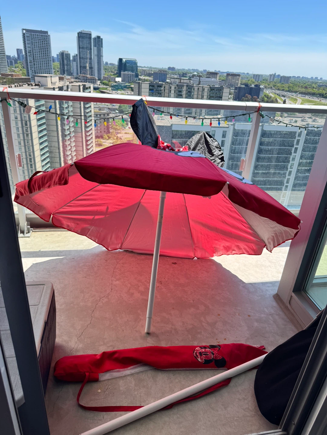 Disney Minnie Mouse Beach Umbrella with Carrying Case - photo 2