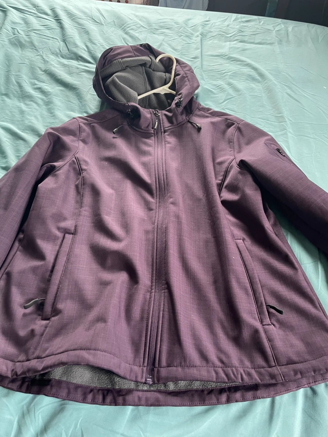 Outdoor Ventures Women's Purple Softshell Jacket - Size M