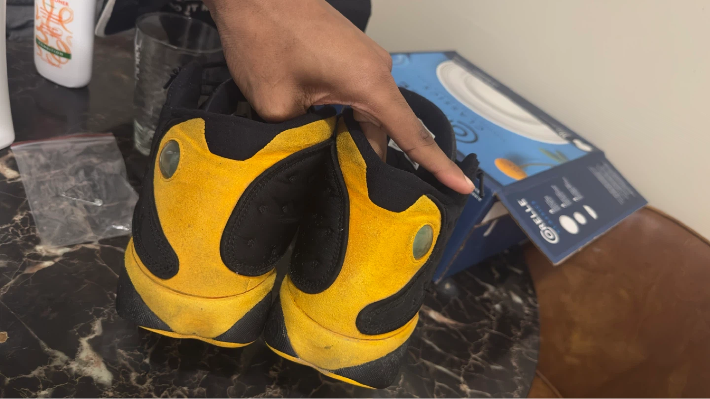 Air Jordan 13 "Winn Dixie" Yellow Black - photo 2