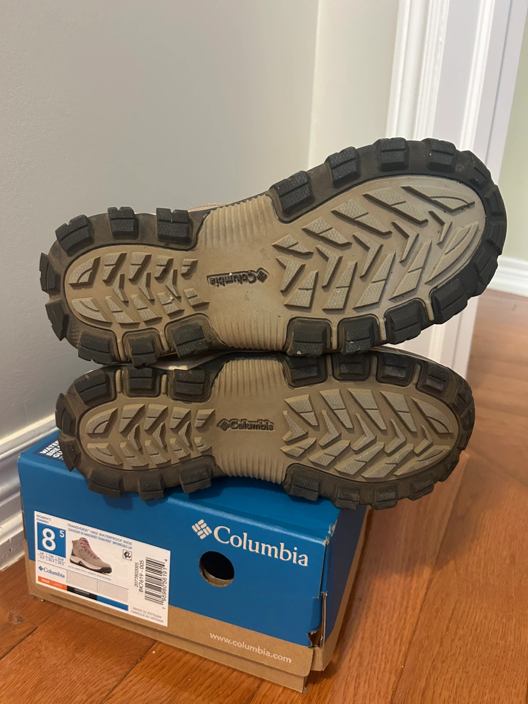 Columbia Women's Transverse Hiker Waterproof Boots Size 8 - photo 3