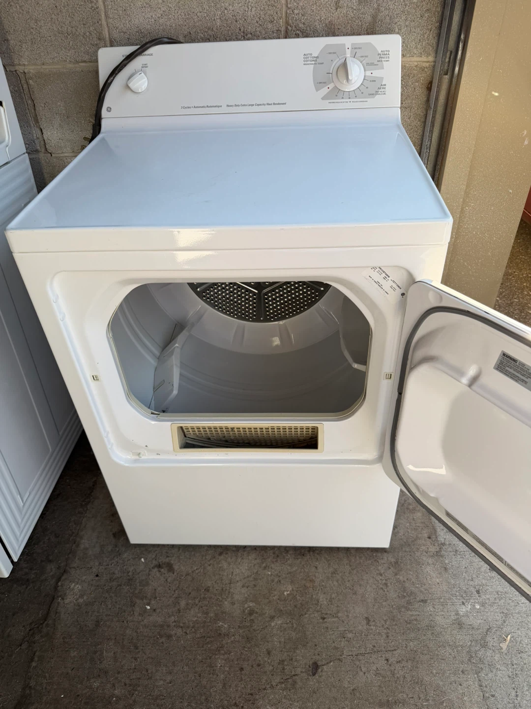 GE White Electric Dryer - photo 3