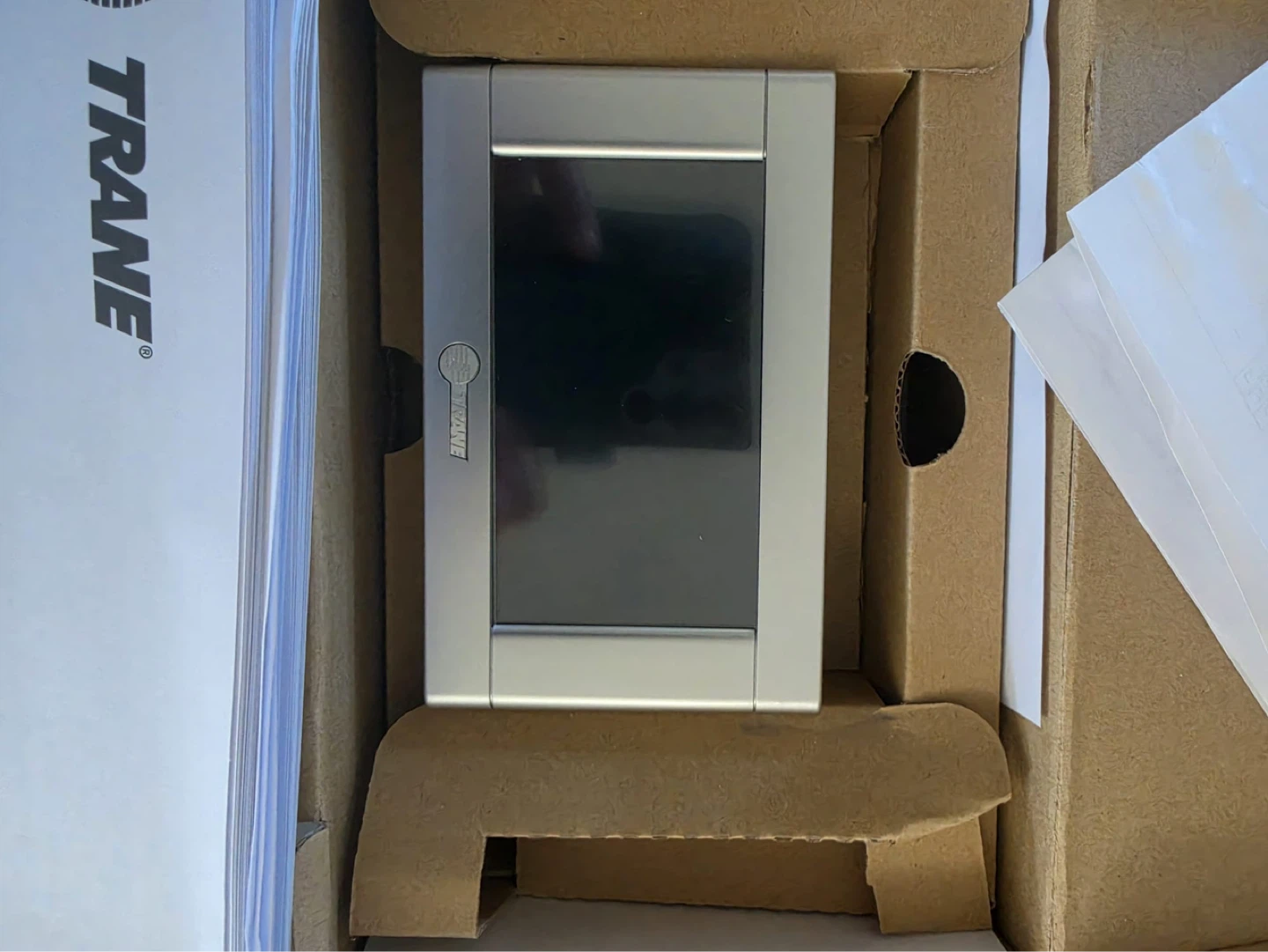Trane XL824 Connected Control Thermostat