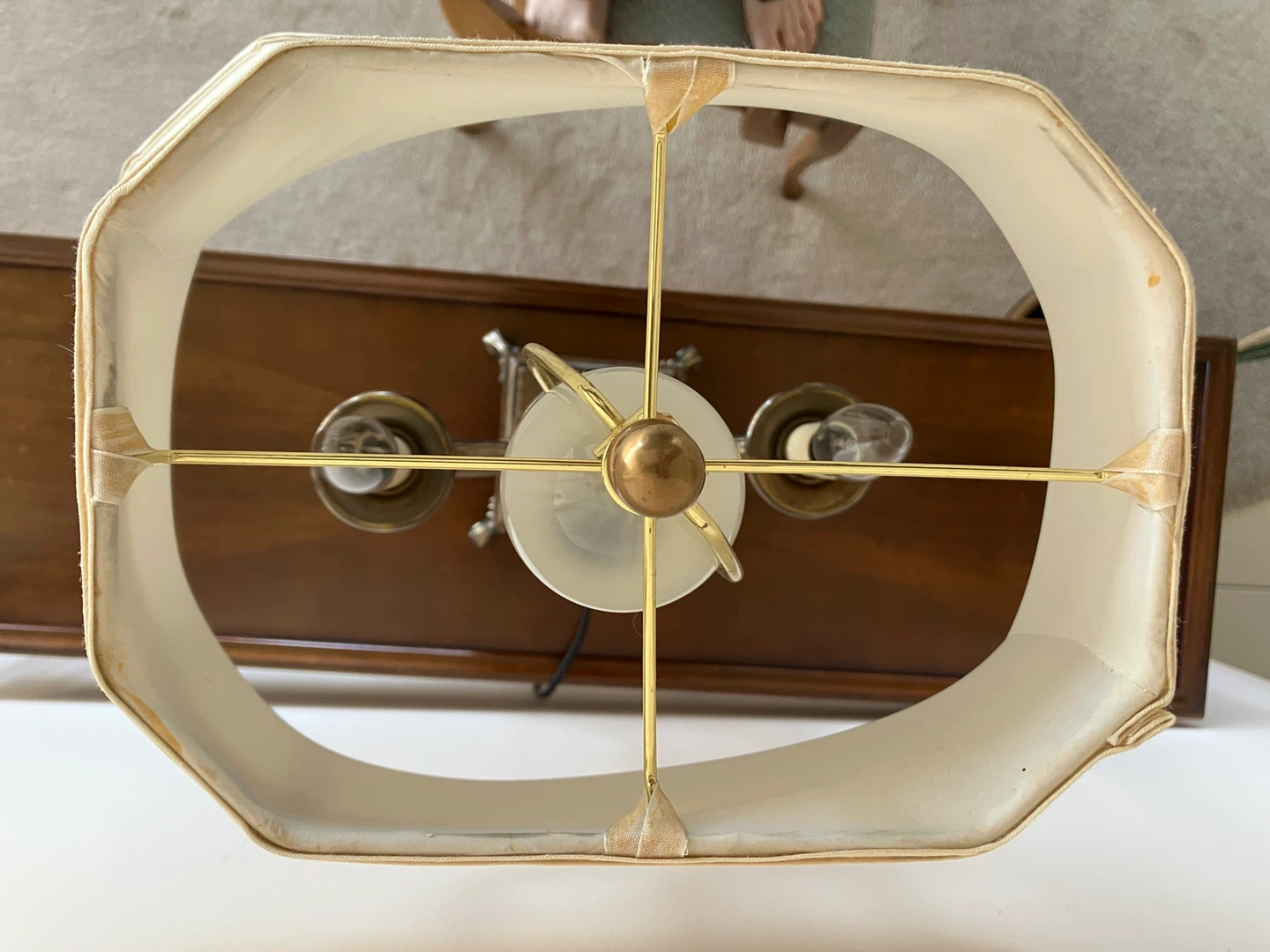 Vintage Brass Table Lamp with Cream Shade - photo 3