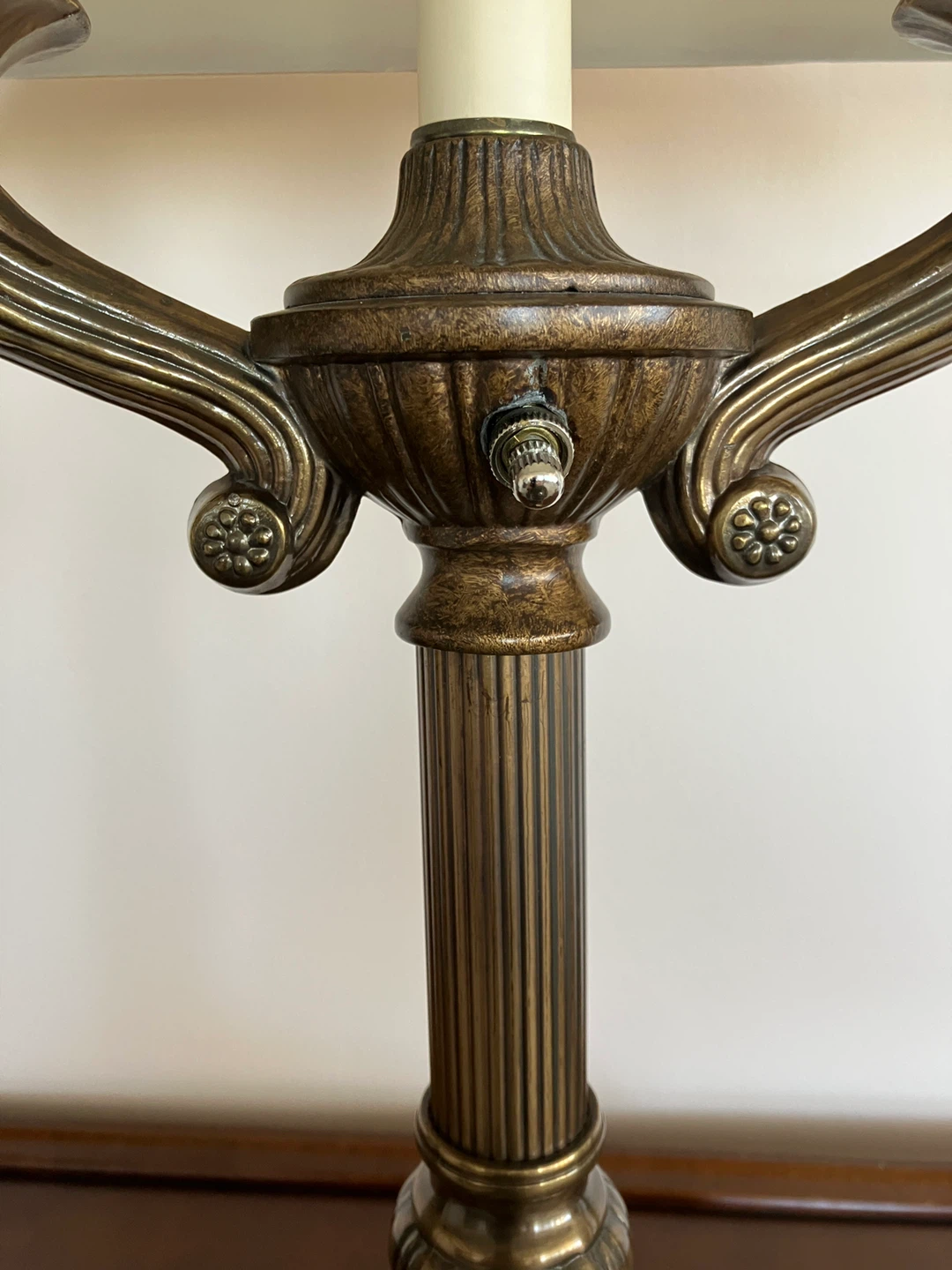 Vintage Brass Table Lamp with Cream Shade - photo 5