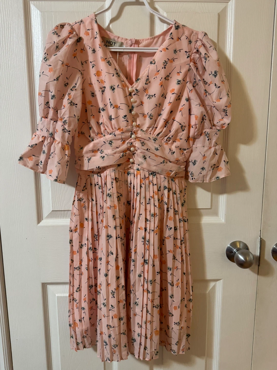New- Pink Floral Puff Sleeve Midi Dress
