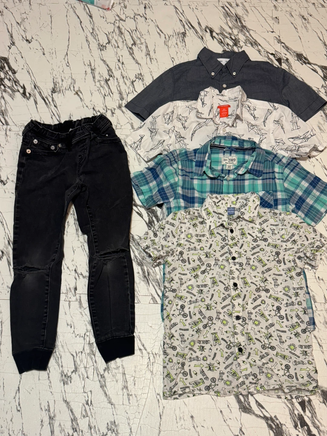 Boys summer Clothing Set: Jeans & 4 shirts