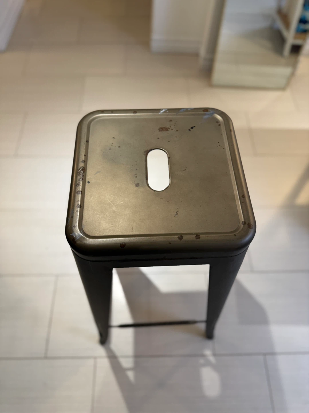 Metal Bar Stool - Bronze