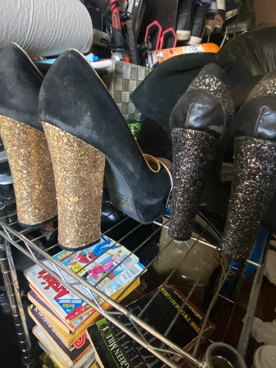 Black and Gold Glitter Platform Heels - photo 3