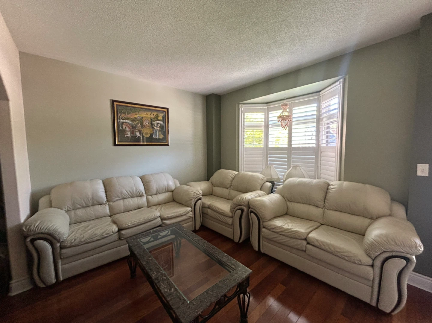 Cream Leather Sofa - Comfortable Seating - photo 3