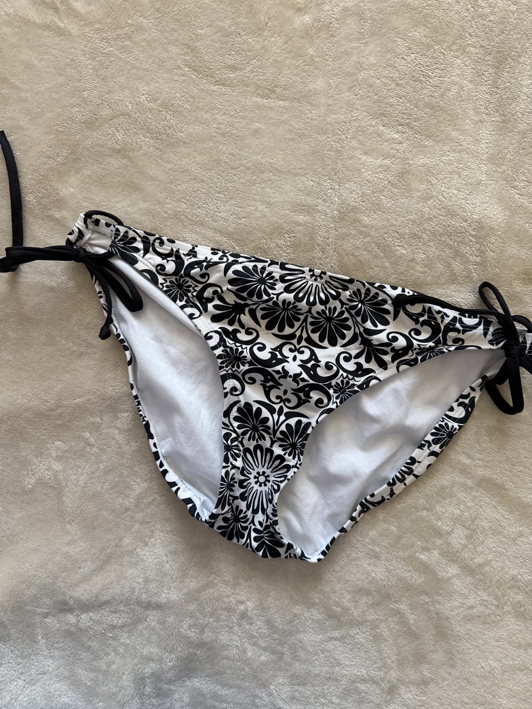 La Vie en Rose Aqua Bikini Set - Black/White Floral M - photo 4