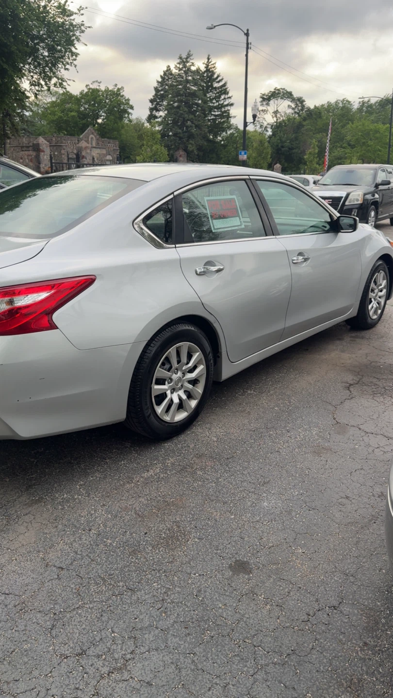 2016 Silver Nissan Altima Sedan - photo 4