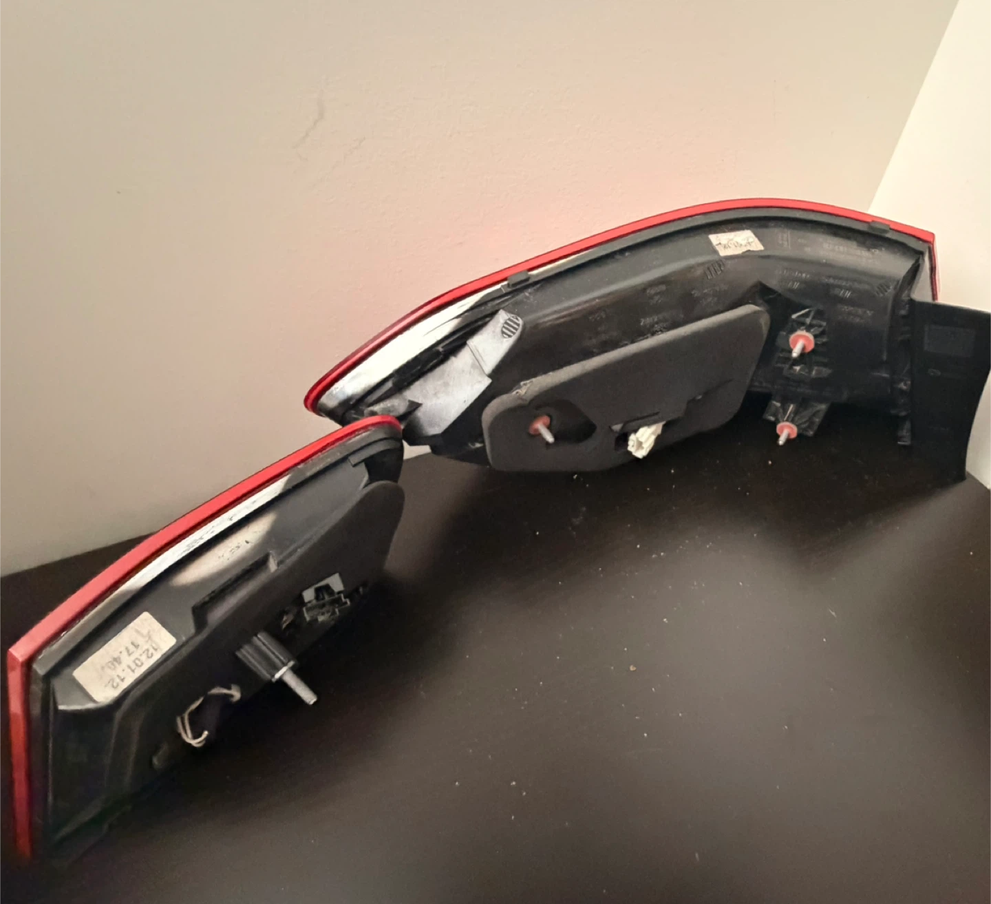 Mercedes-Benz E-Class Tail Light Assembly - photo 4